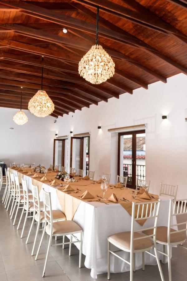 Reec Latacunga By Oro Verde Hotels מראה חיצוני תמונה